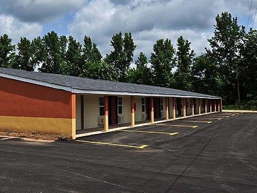 Relax Inn Guin Экстерьер фото
